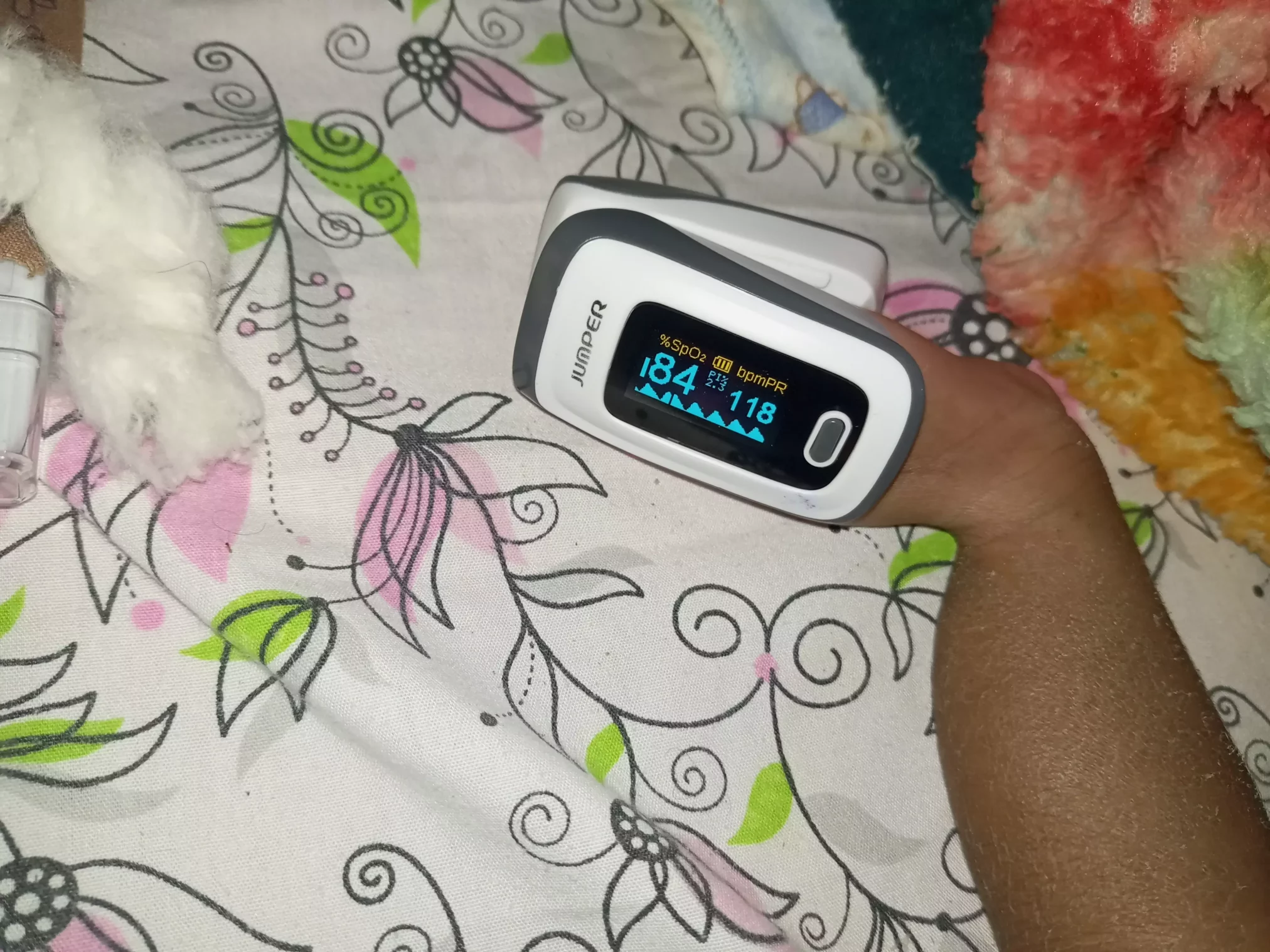 How to put a pulse oximeter on a baby's foot
